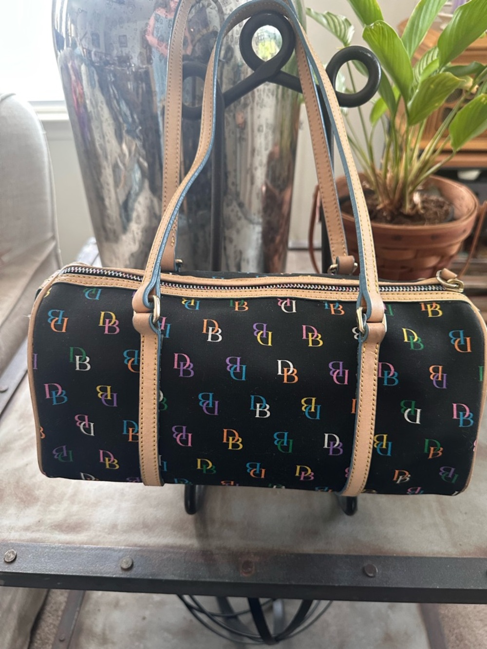 Dooney & Bourke Y2K Black Multicolor DB Logo Barrel Shoulder Bag - Picture 2 of 12